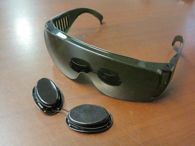 Dermaray Goggles
